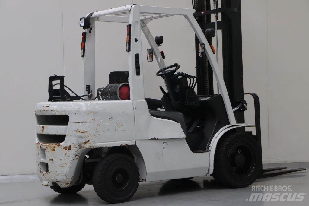 Nissan UG1F2A35DU 液化石油氣LPG卡車