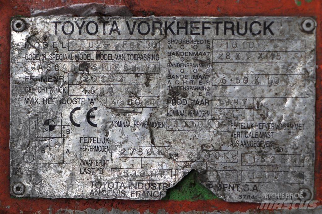 Toyota 02-6FGF30 液化石油氣LPG卡車