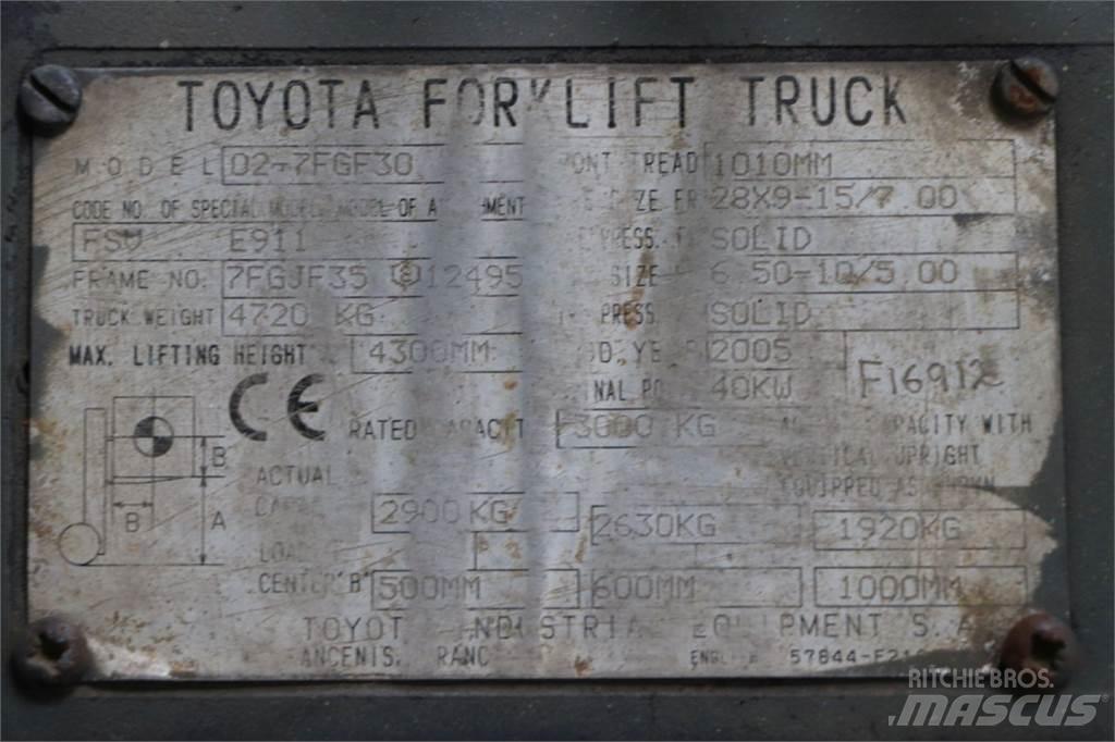 Toyota 02-7FGF30 液化石油氣LPG卡車