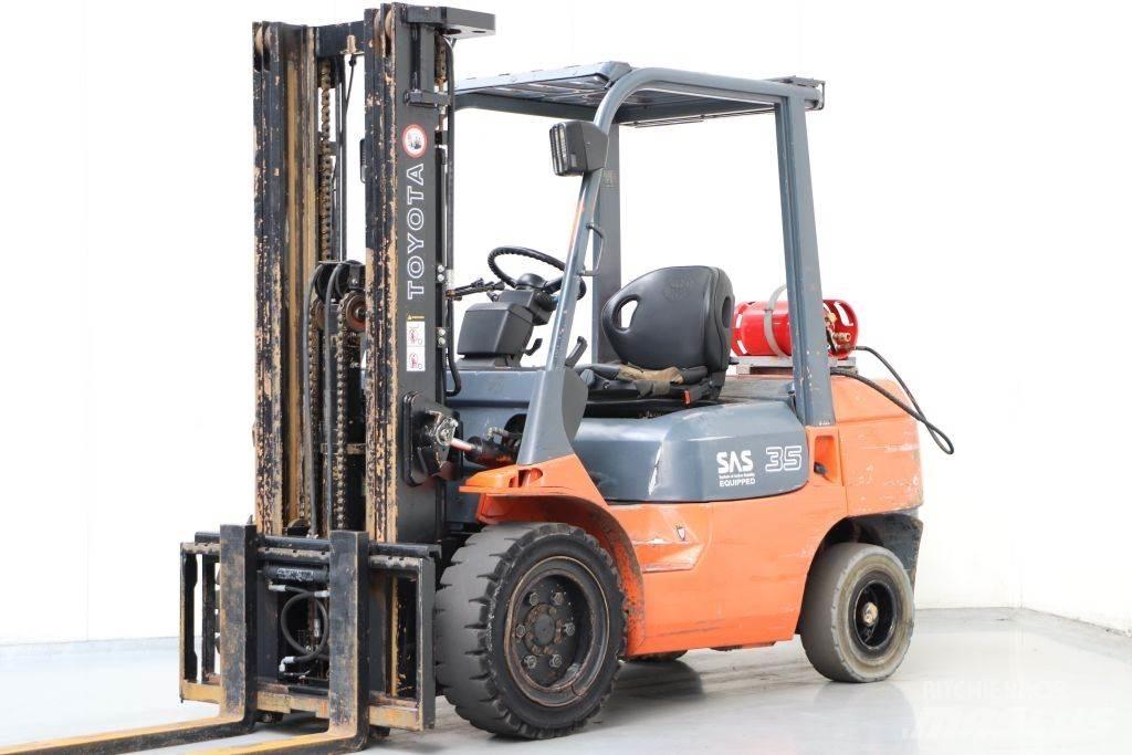 Toyota 02-7FGJF35 液化石油氣LPG卡車