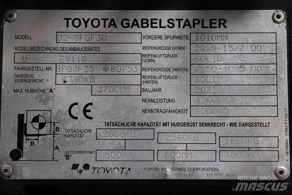 Toyota 02-8FGF30 液化石油氣LPG卡車