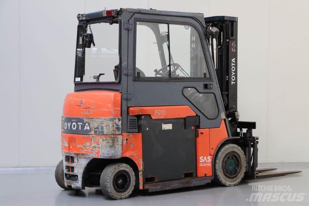 Toyota 7FBMF30 電動堆高機