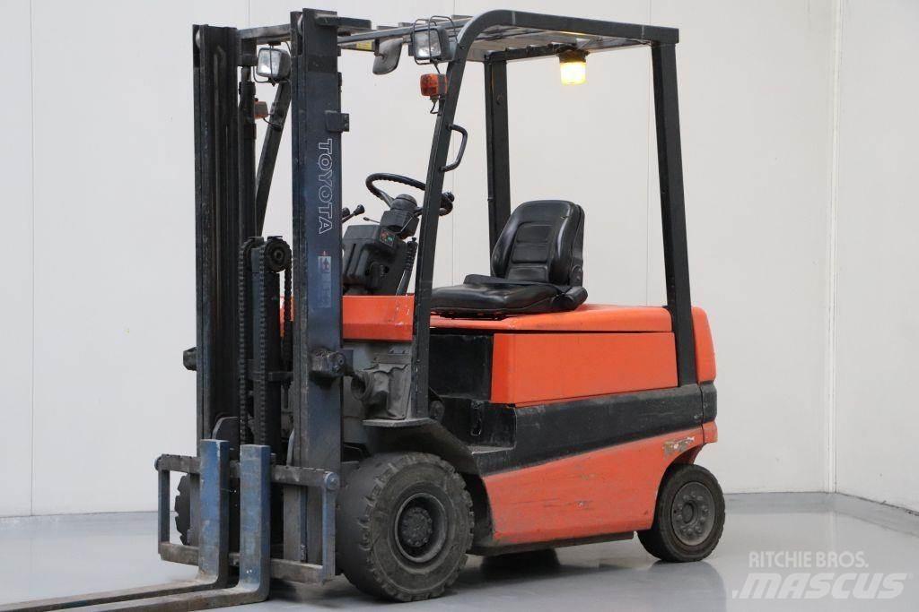 Toyota FBMF25 電動堆高機