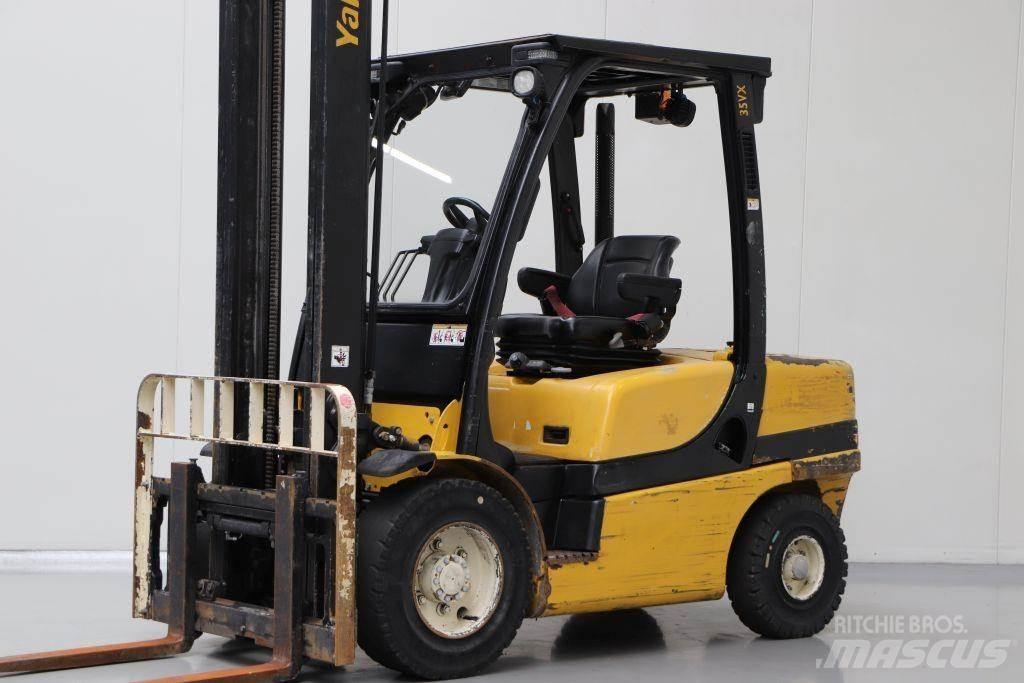 Yale GDP35VX 柴油卡車