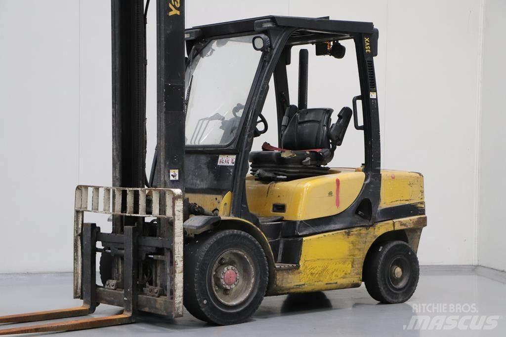 Yale GDP35VX 柴油卡車