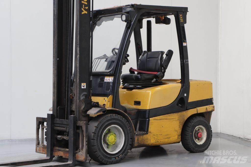 Yale GDP35VX 柴油卡車