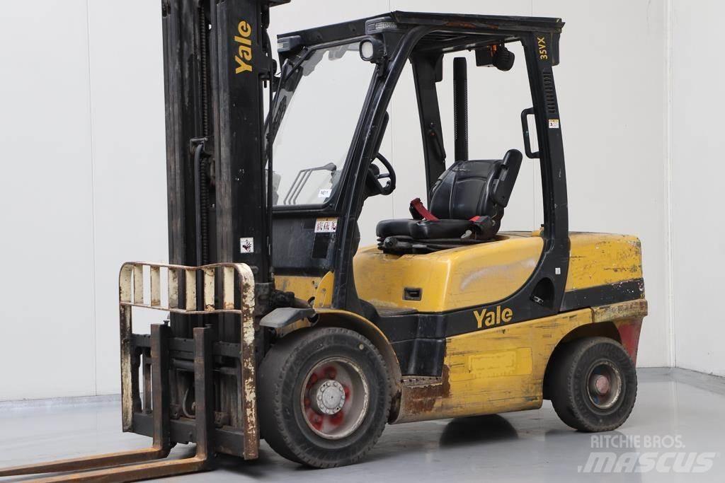 Yale GDP35VX 柴油卡車