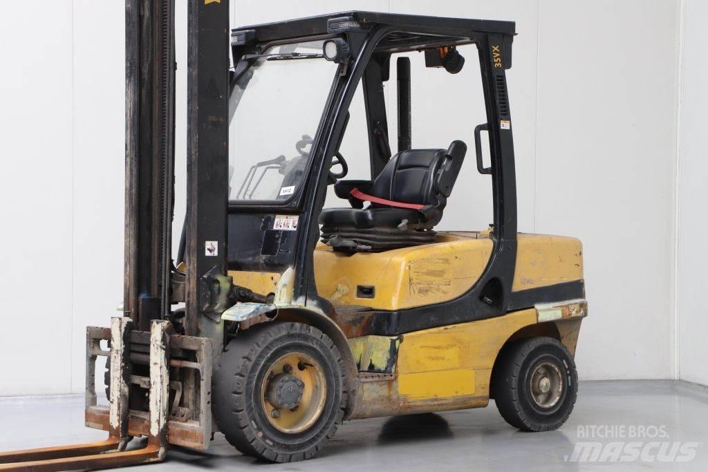 Yale GDP35VX 柴油卡車