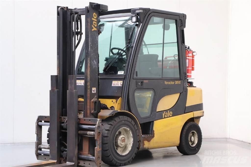 Yale GLP30VX 液化石油氣LPG卡車