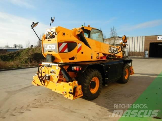 JCB 555-210R 伸縮臂操作車