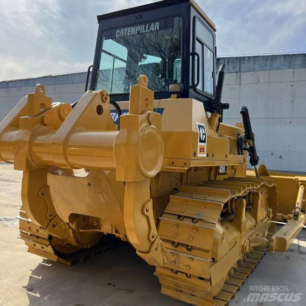 CAT D 7 G 平土機