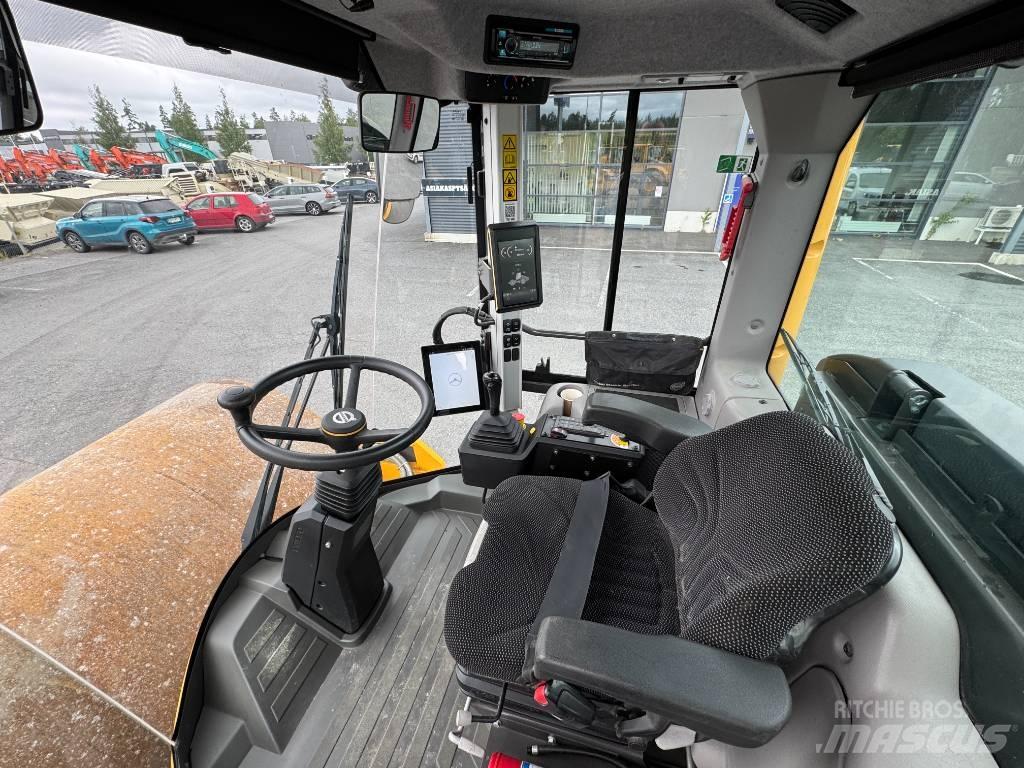 Volvo SD 135 B 單輪滾壓機