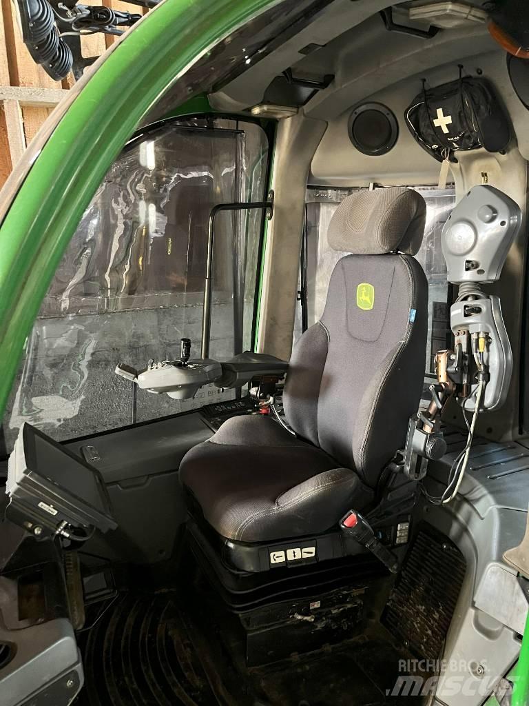 John Deere 1210E 集運機