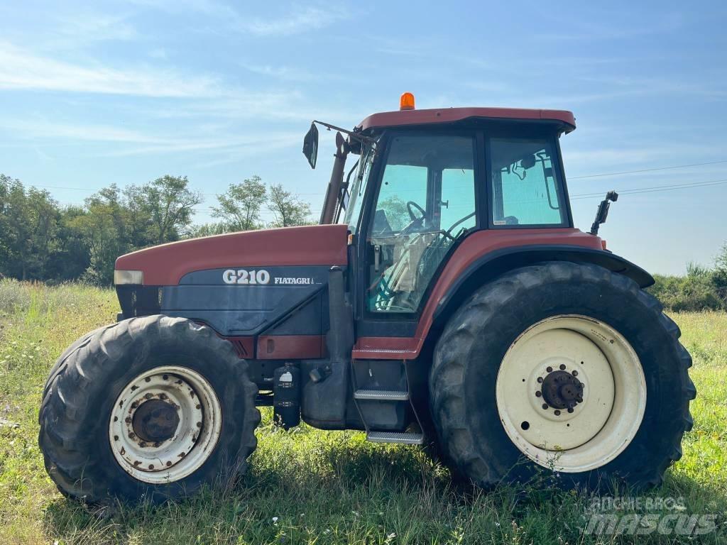 New Holland G 210 曳引機