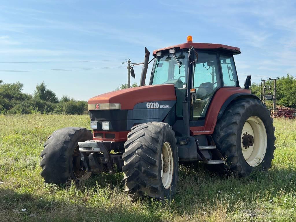 New Holland G 210 曳引機
