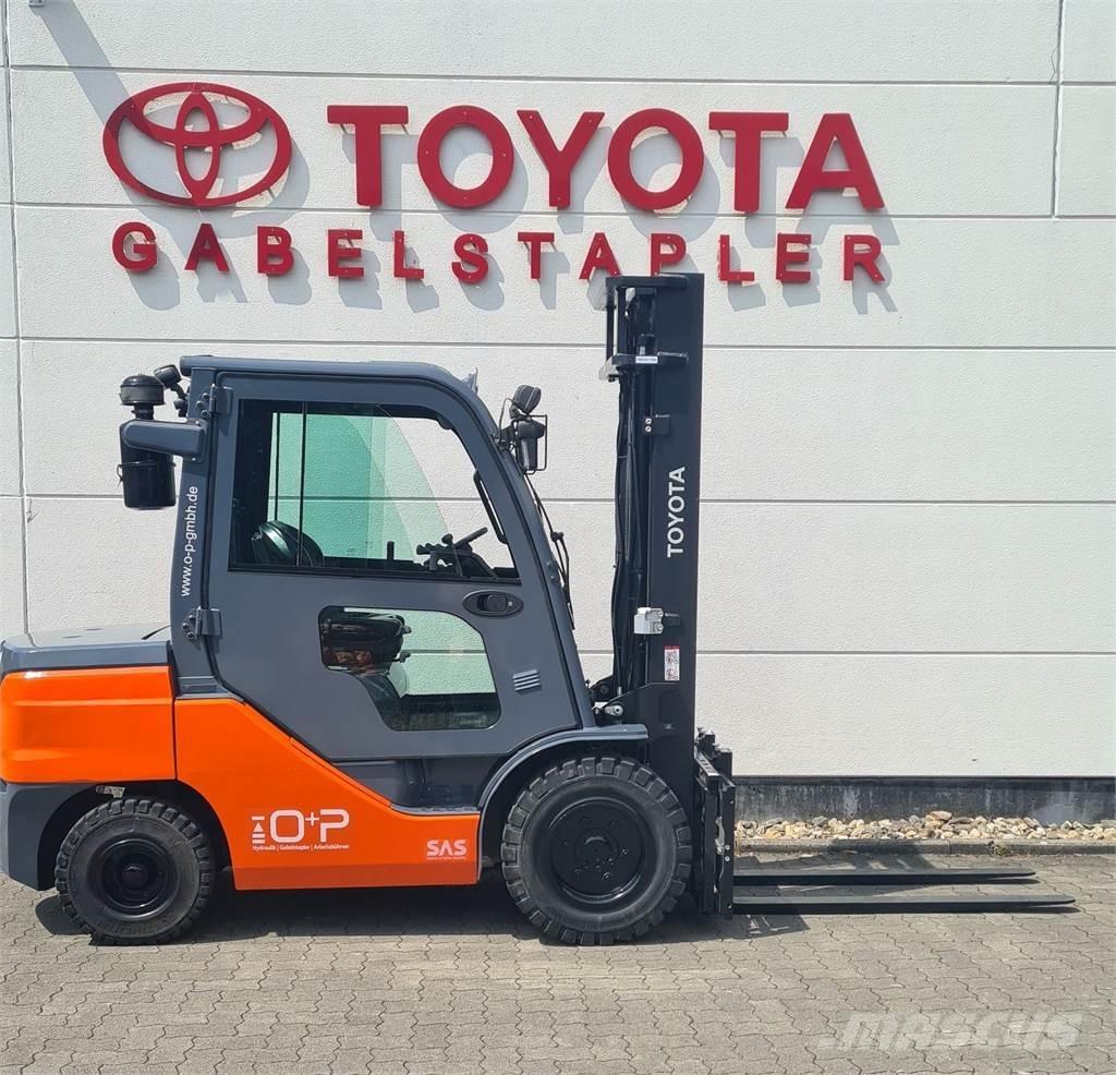 Toyota 52-8FDJF35 柴油卡車