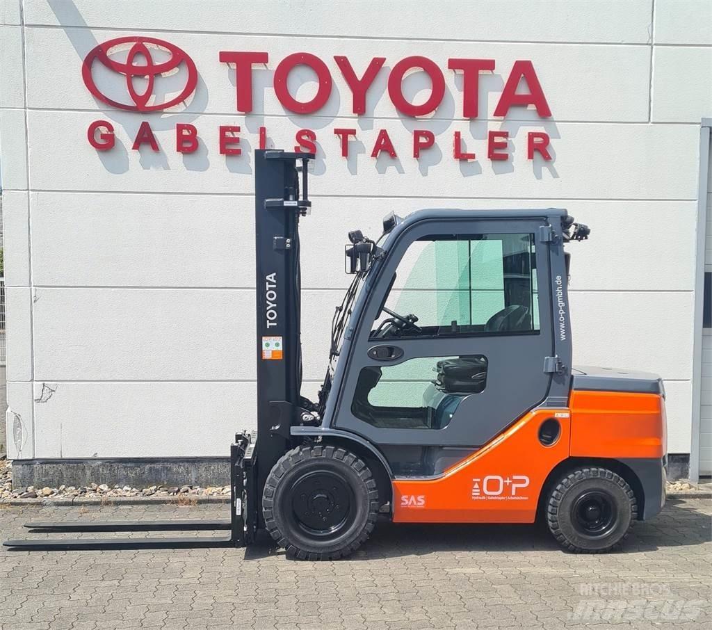 Toyota 52-8FDJF35 柴油卡車
