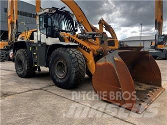 Liebherr L 566 輪胎式裝載機