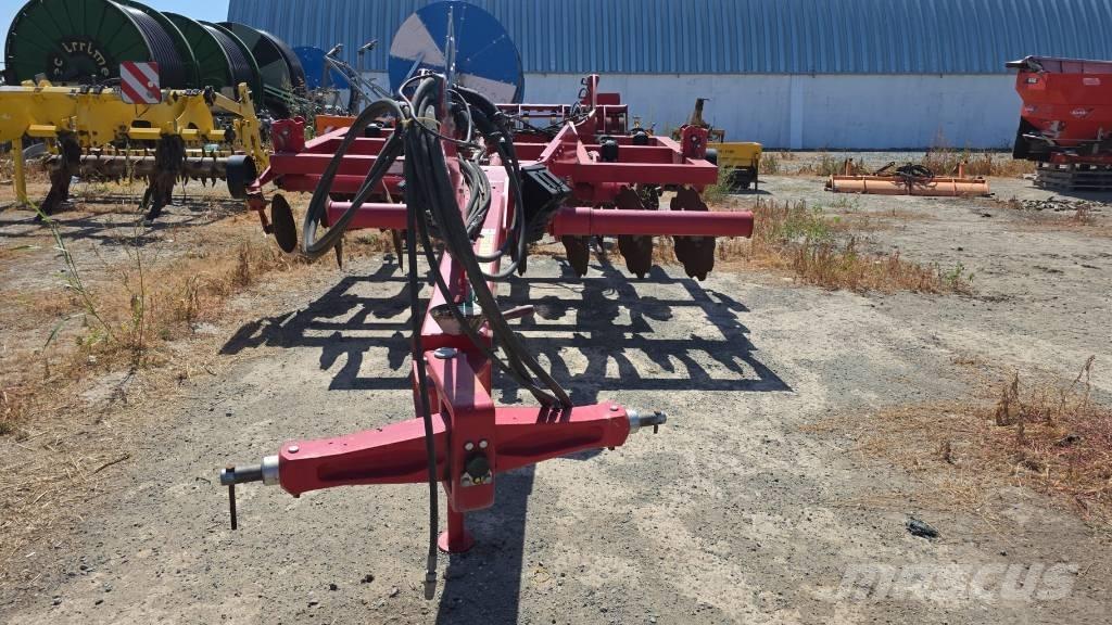 Horsch Tiger 3 MT 中耕管理機