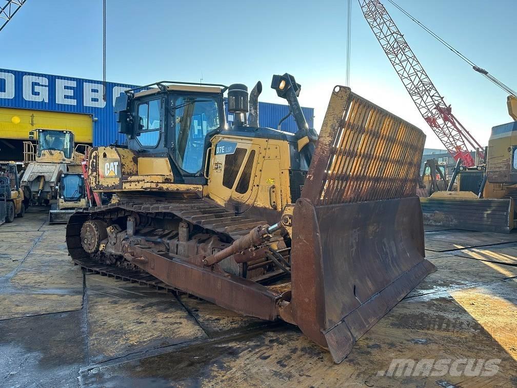 CAT D 7 E LGP 履帶推土機