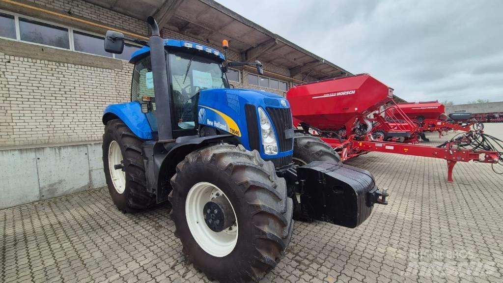 New Holland T 8040 曳引機