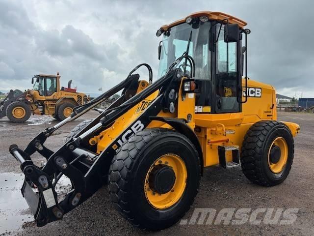 JCB 416 HT 輪胎式裝載機