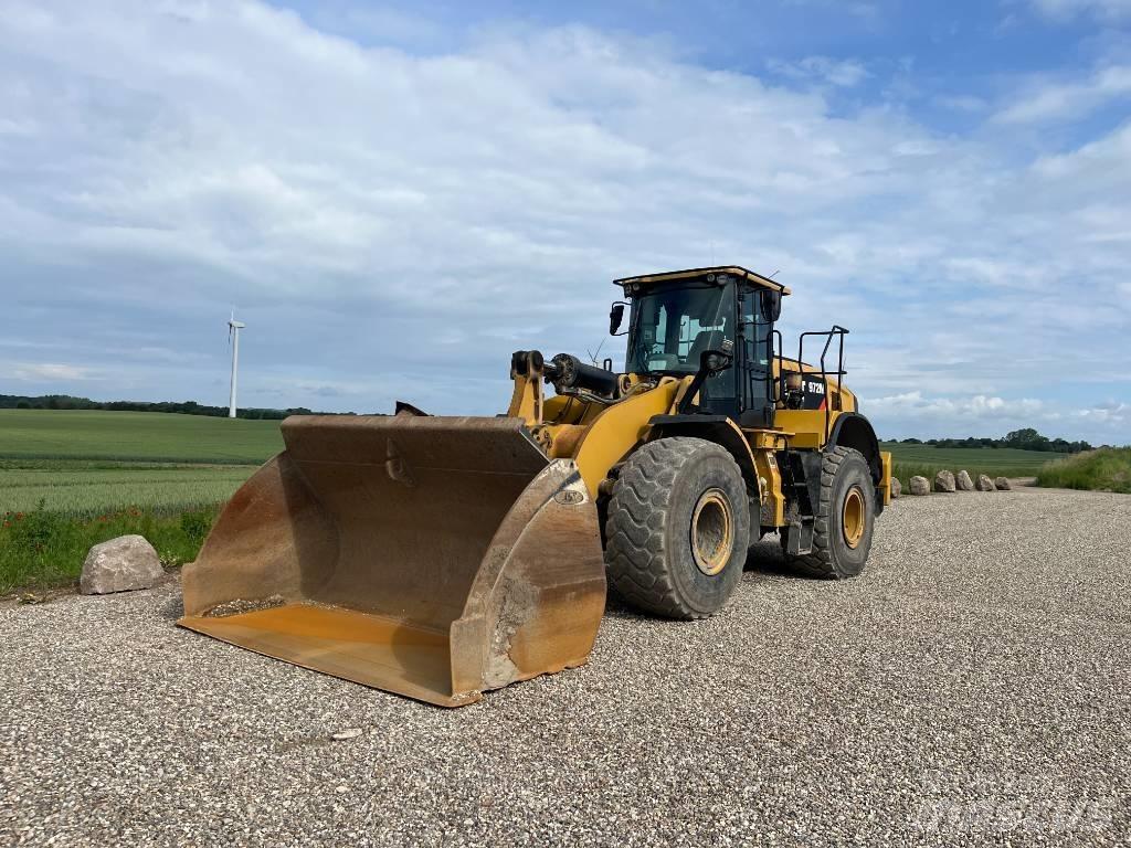 CAT 972 M 輪胎式裝載機