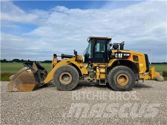 CAT 972 M 輪胎式裝載機