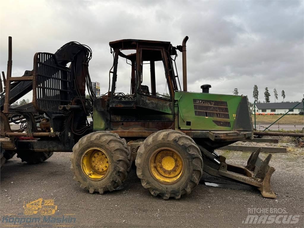 John Deere 1110D 集運機