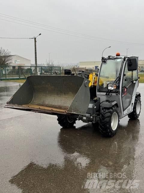 Wacker Neuson TH 412 伸縮臂操作車