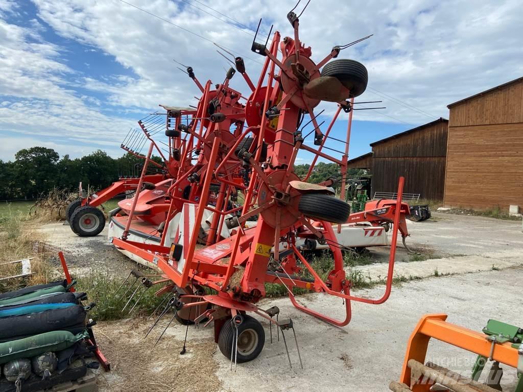 Kuhn GF8702 耙與翻草機
