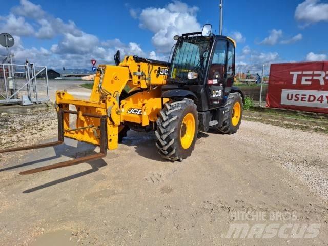 JCB 535-95 伸縮臂操作車