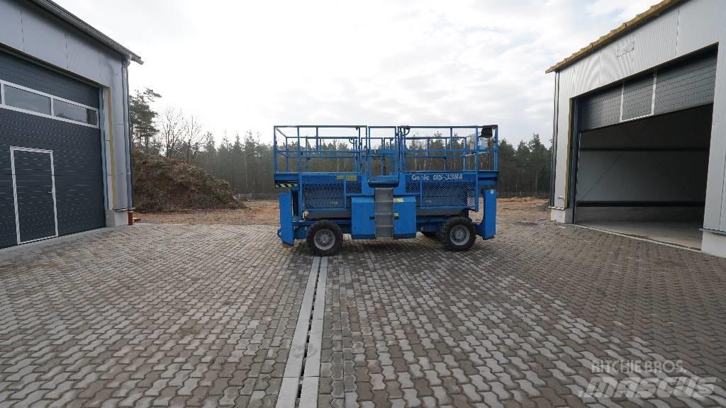 Genie GS3384 RT 4x4 剪式升降機