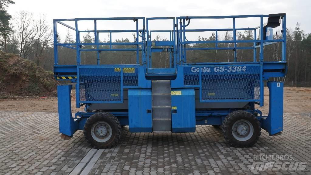Genie GS3384 RT 4x4 剪式升降機