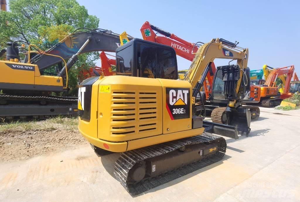 CAT 306 E2 小型挖土機/掘鑿機<7t(小型挖掘機)