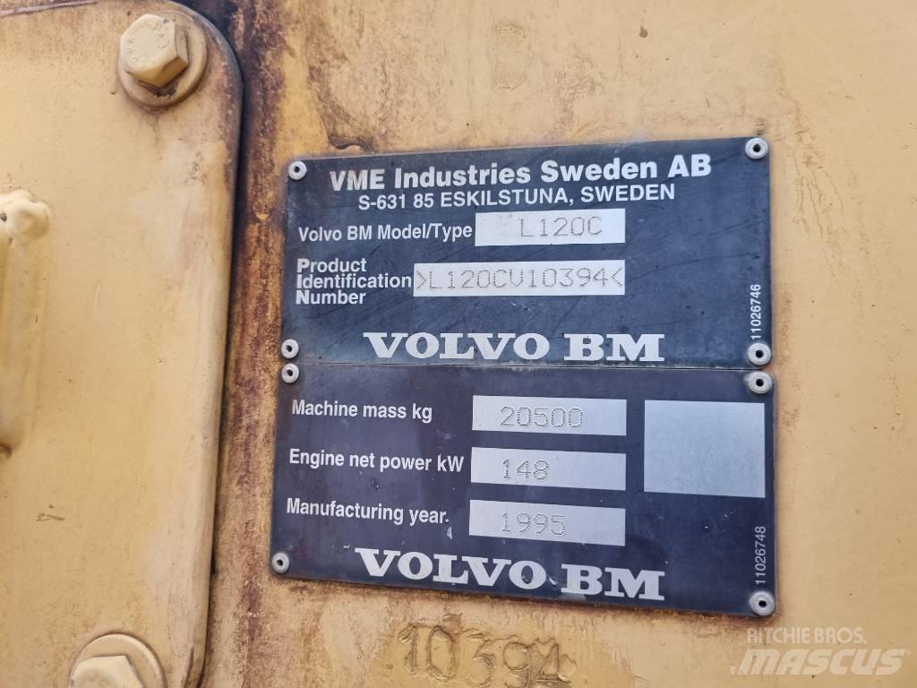 Volvo BM L120C 輪胎式裝載機