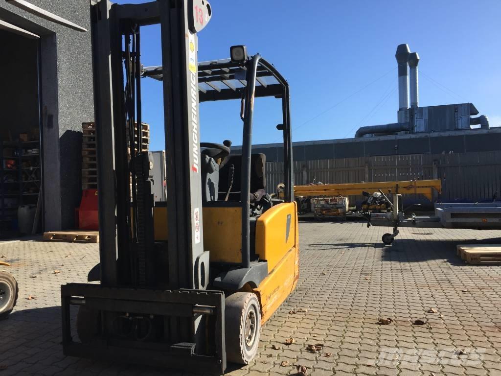 Jungheinrich EFG 216 電動堆高機