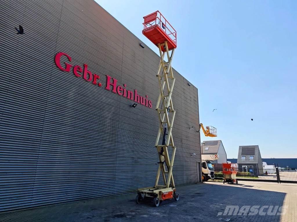 JLG 3246 ES 剪式升降機