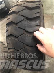 Armour 21x8-9 輪胎、車輪和輪圈