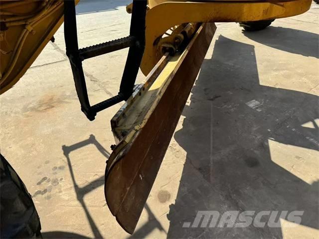 CAT 140 H VHP 平土機