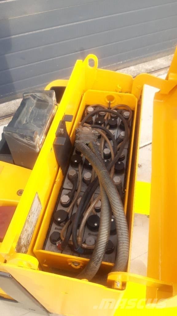 Jungheinrich EJE 120 低架升降機