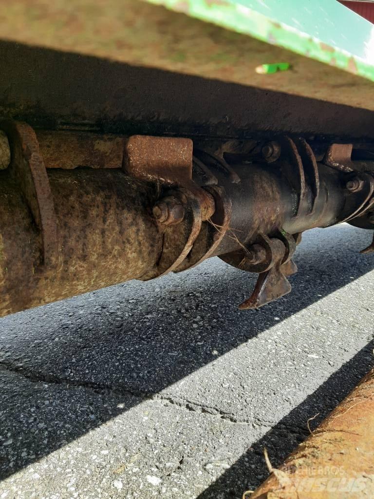 Cabe 250 Finlandia 莖葉去葉機