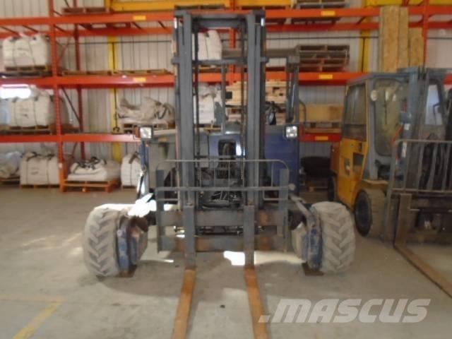 Moffett M45 越野車
