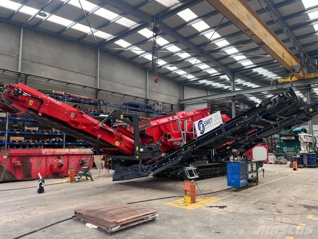 Terex Finlay 883+ E 移動式篩選機