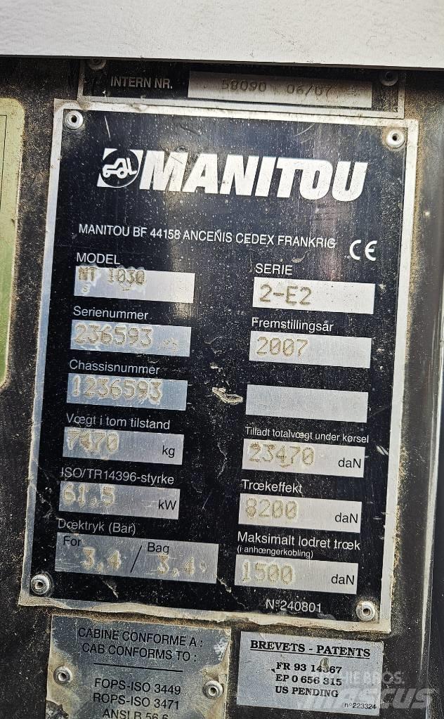Manitou 1030 伸縮臂操作車
