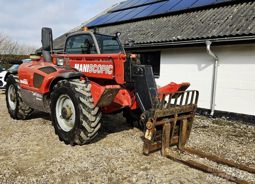 Manitou 1030 伸縮臂操作車