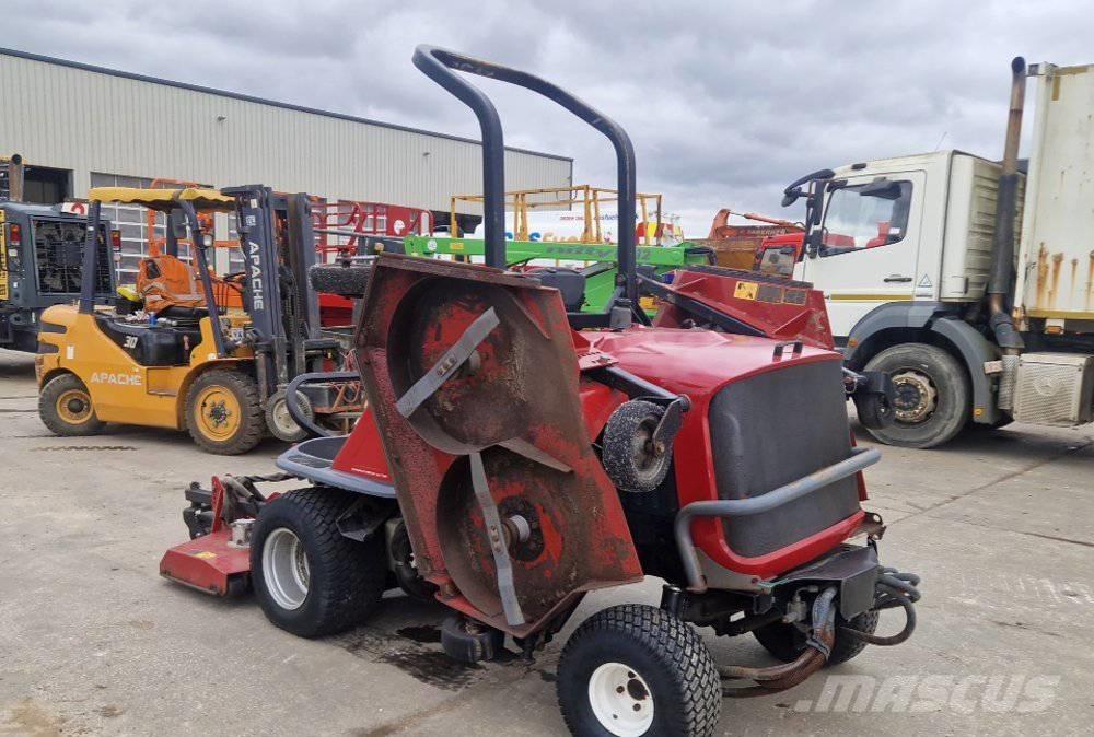 Toro R3240T 零迴轉割草機