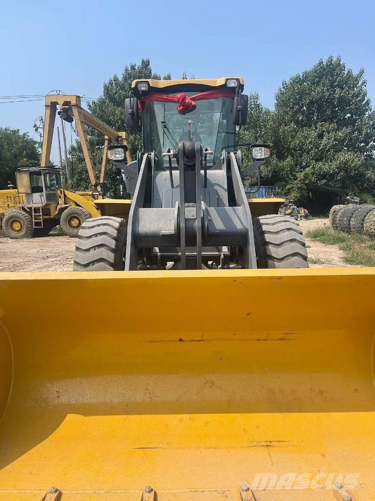 XCMG LW 300 FV 輪胎式裝載機