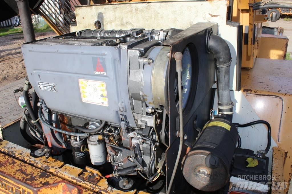 Schaeff SKL 832 輪胎式裝載機