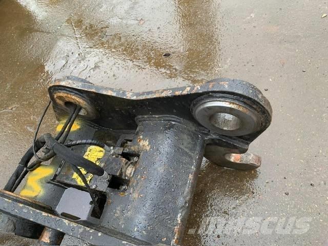 CAT 329 E 330F 快速連結器
